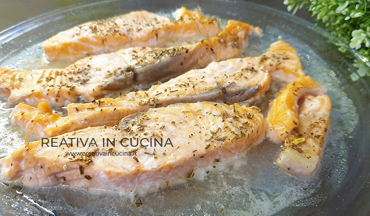 Straccetti di salmone marinati in forno ricetta di Creativa in cucina